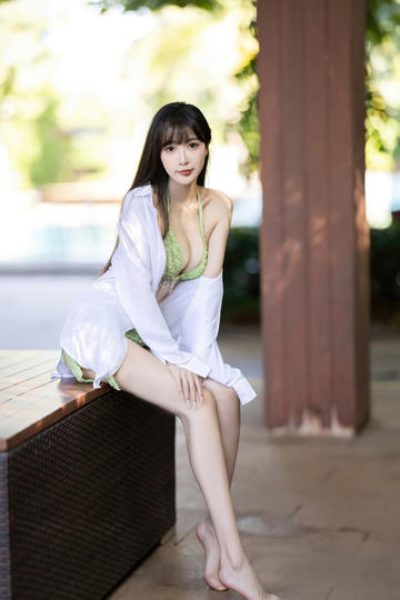 国产美女被操的白尿流免费